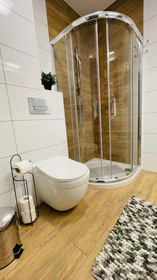 Apartamenty Na Wiejskiej أوسترونيه مورسكية المظهر الخارجي الصورة