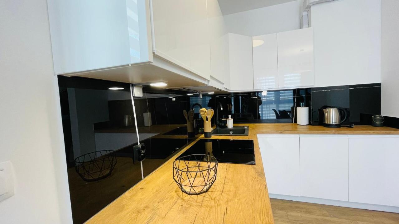 Apartamenty Na Wiejskiej أوسترونيه مورسكية المظهر الخارجي الصورة
