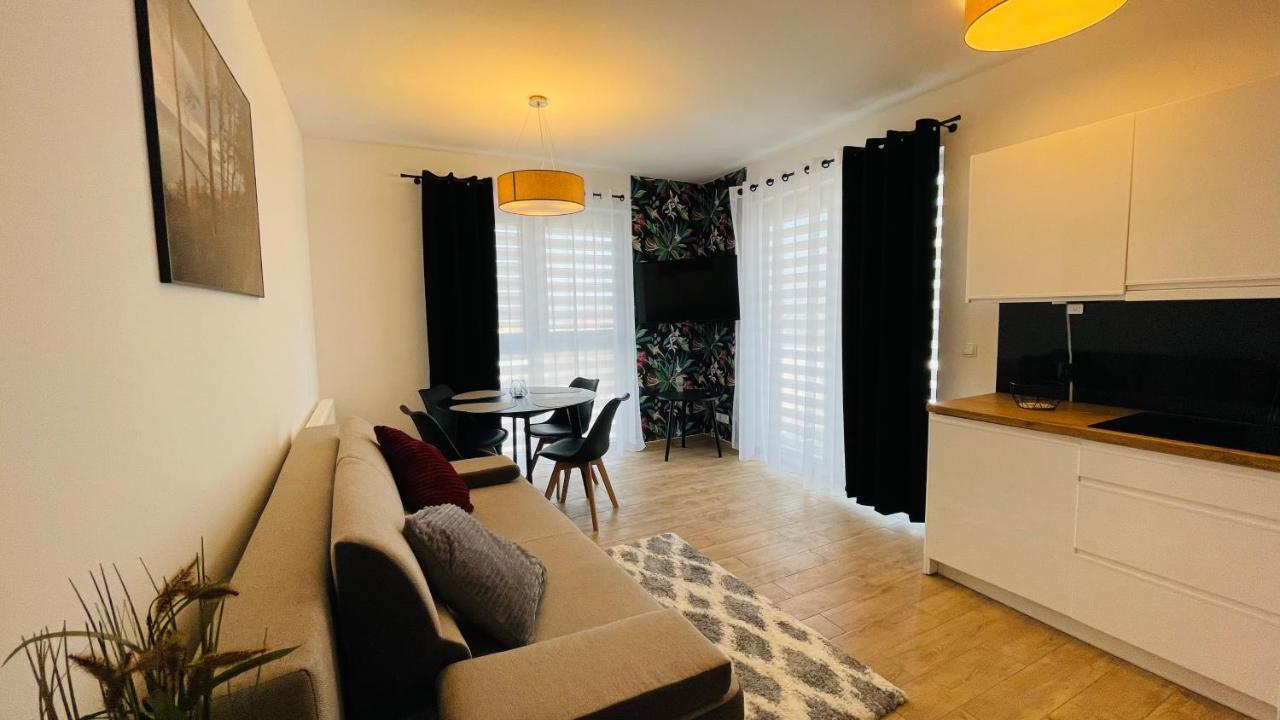 Apartamenty Na Wiejskiej أوسترونيه مورسكية المظهر الخارجي الصورة