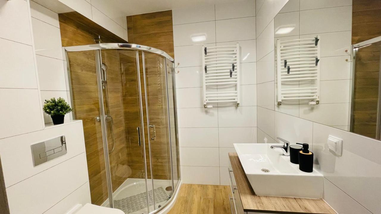 Apartamenty Na Wiejskiej أوسترونيه مورسكية المظهر الخارجي الصورة