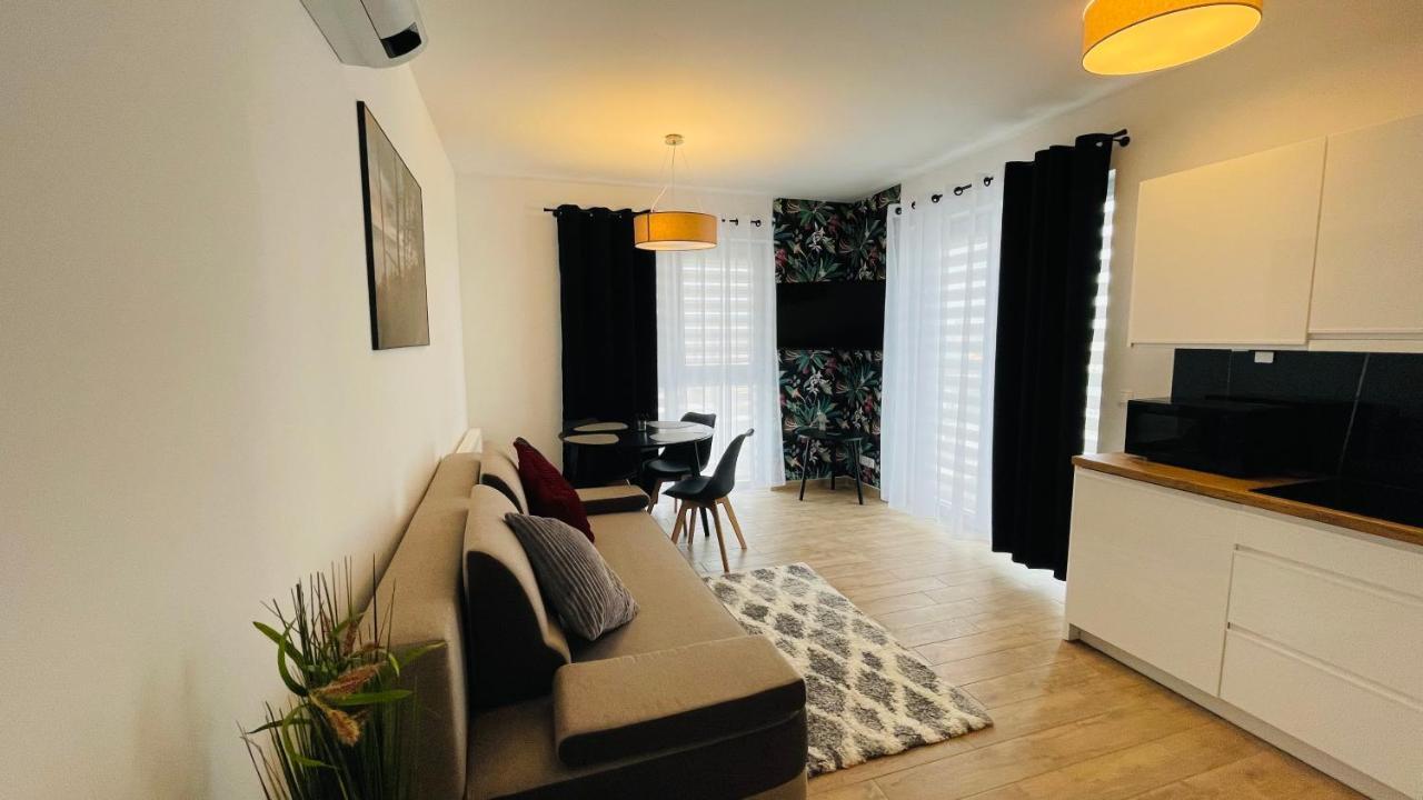 Apartamenty Na Wiejskiej أوسترونيه مورسكية المظهر الخارجي الصورة