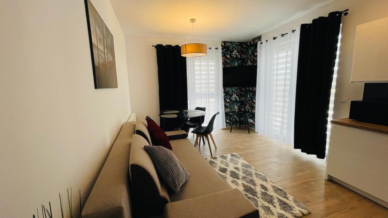 Apartamenty Na Wiejskiej أوسترونيه مورسكية المظهر الخارجي الصورة