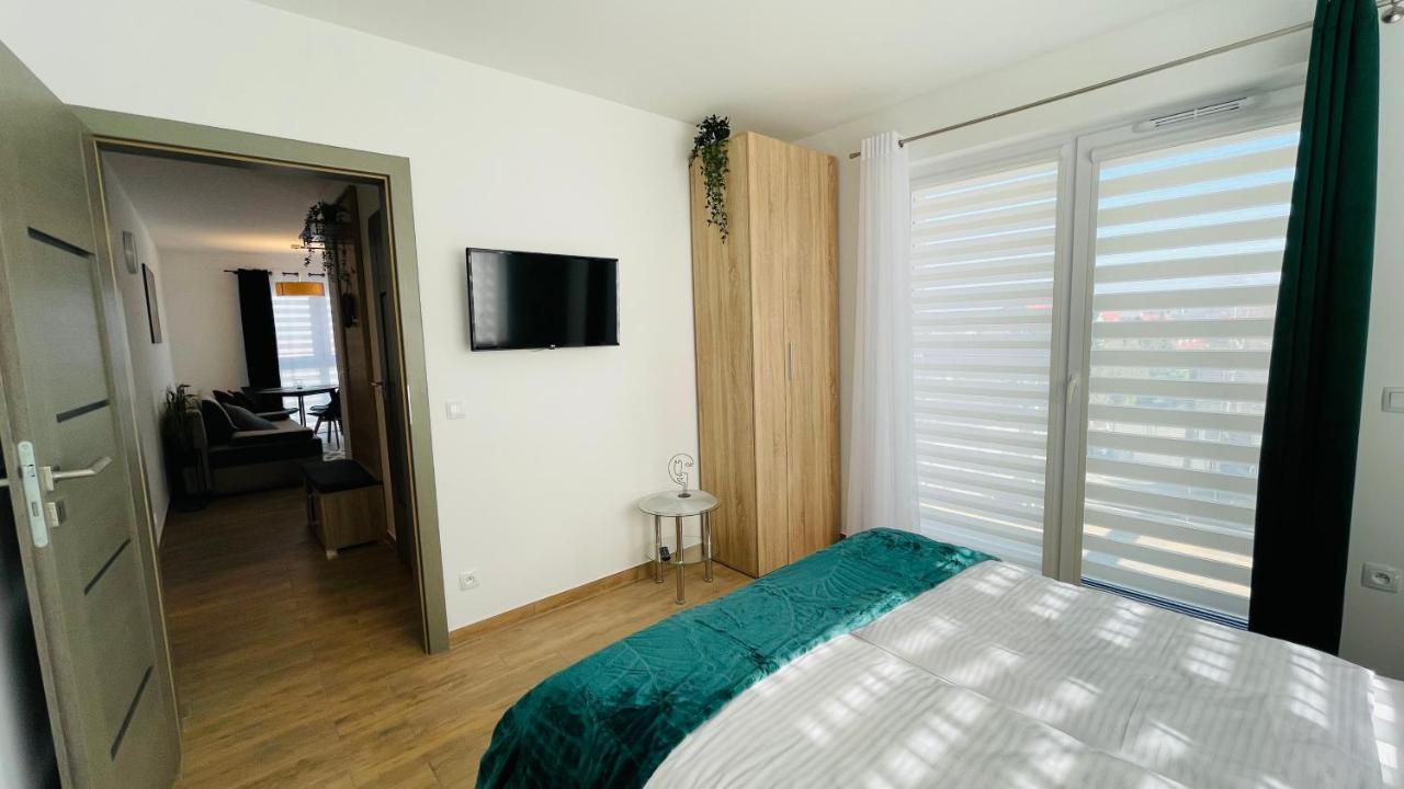 Apartamenty Na Wiejskiej أوسترونيه مورسكية المظهر الخارجي الصورة